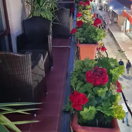 Casa Dfg Костинешти
